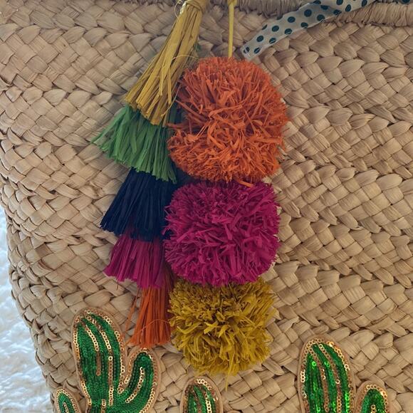 Straw Oversized Sequin Cactus 🌵Colorful Straw Pom Pom Accents Tote - Picture 5 of 11